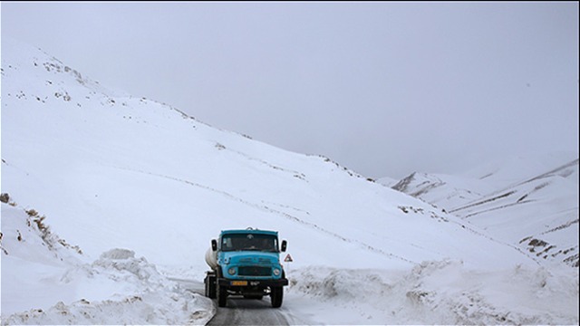 راه دسترسی به ۵۰۱ روستا در آذربایجان غربی با بارش برف مسدود شد