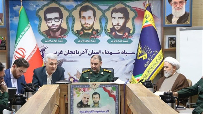 ارتقای جایگاه و منزلت معلمان باید مورد توجه جدی قرار گیرد