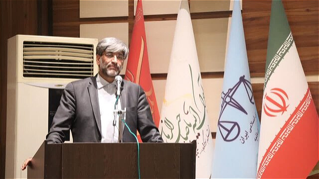 سازش ۵۰۰۰ پرونده خانوادگی در شوراهای حل اختلاف آذربایجان‌غربی