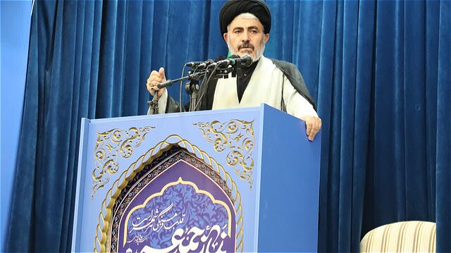 وظیفه داریم از فرهنگ اسلامی و نسل جوان خود حفاظت کنیم