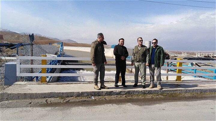 رهاسازی آب کانی‌سیب به دریاچه ارومیه ادامه دارد