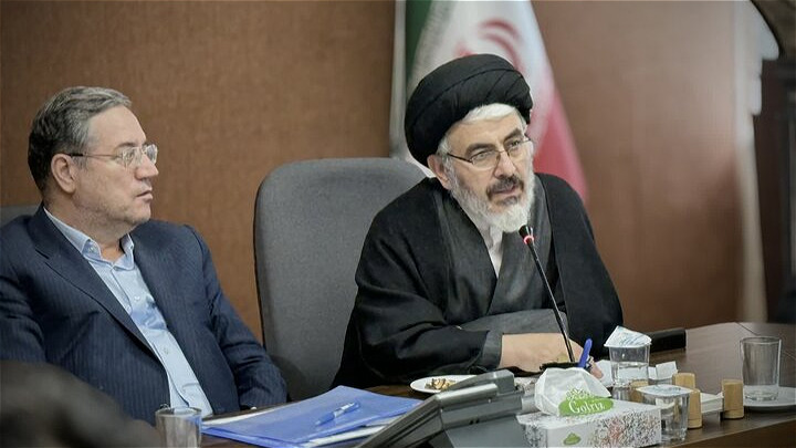 مسئولان با حداکثر توان برای رفع نیازهای مردم اقدام کنند