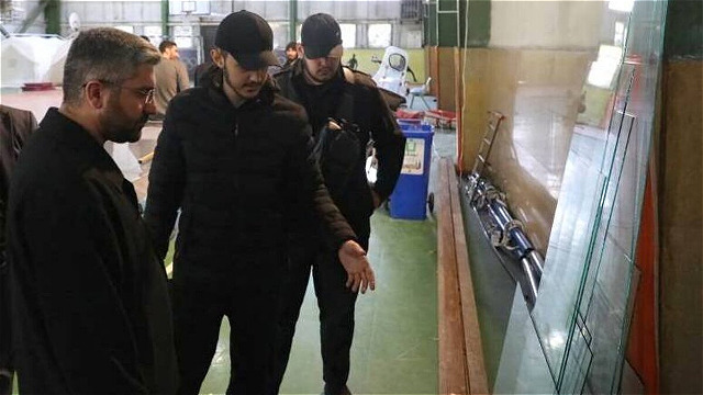  اتمام عملیات نصب شیشه های ۴۰۰۰ واحد آسیب دیده جنگ در آذربایجان غربی