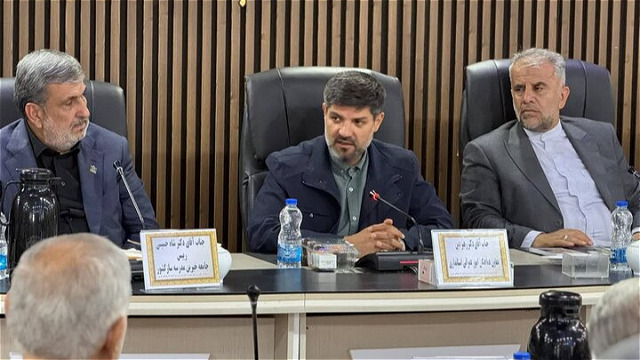 نهضت مدرسهسازی در آذربایجان غربی شتاب گرفته است