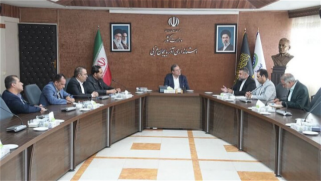 احزاب در افزایش سرمایه اجتماعی نقش آفرینی مسئولانه داشته باشند