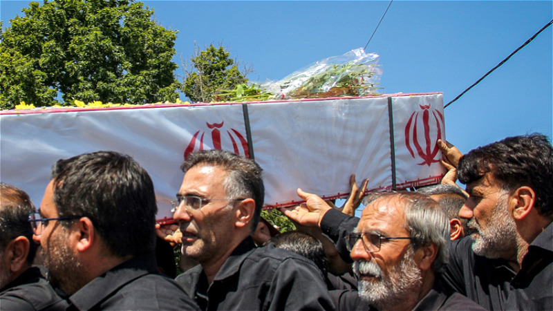  تشییع پیکر شهید حامد دایی‌زاده در ارومیه