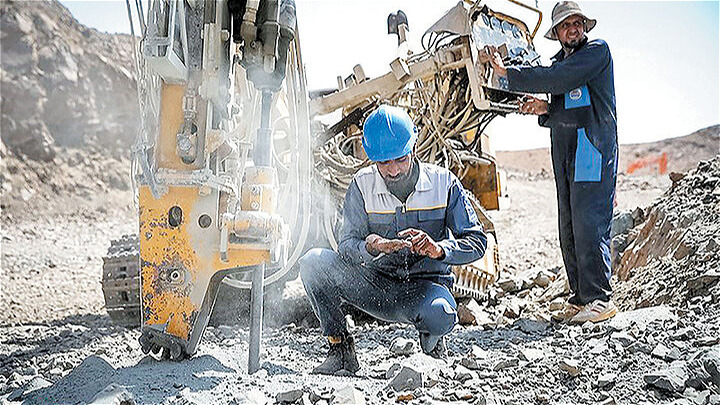 بیش از 400 معدن فعال در آذربایجان غربی وجود دارد