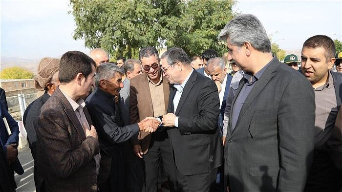 حضور مسئولان در مناطق کم‌برخوردار منجر به رضایتمندی مردم می شود