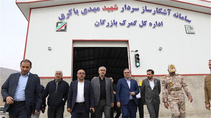  گیت‌ها و خطوط ورودی و خروجی مسافری و باربری مرز بازرگان افزایش می یابد