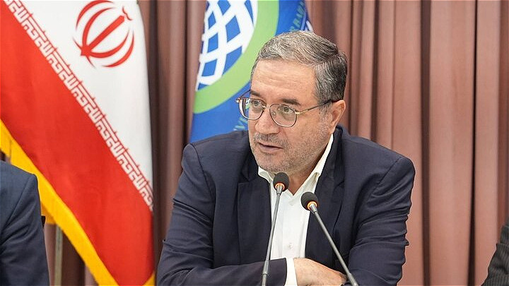  سرمایه‌گذاری در آذربایجان غربی نباید پشت موانع اداری متوقف بماند